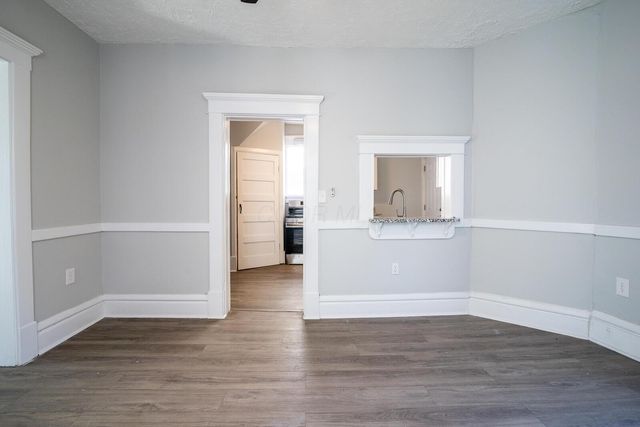 418 E 17th Avenue, Columbus, OH 43201