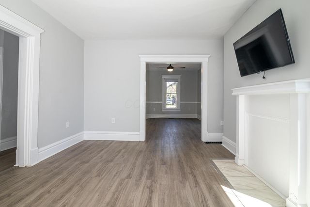 418 E 17th Avenue, Columbus, OH 43201