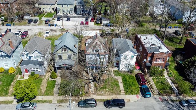 418 E 17th Avenue, Columbus, OH 43201