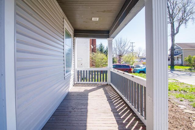 418 E 17th Avenue, Columbus, OH 43201