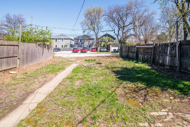 418 E 17th Avenue, Columbus, OH 43201