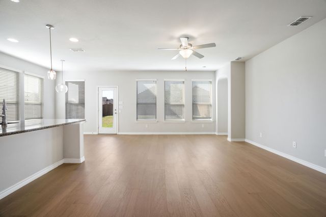 1124 Lake Cypress Lane, Little Elm, TX 75068