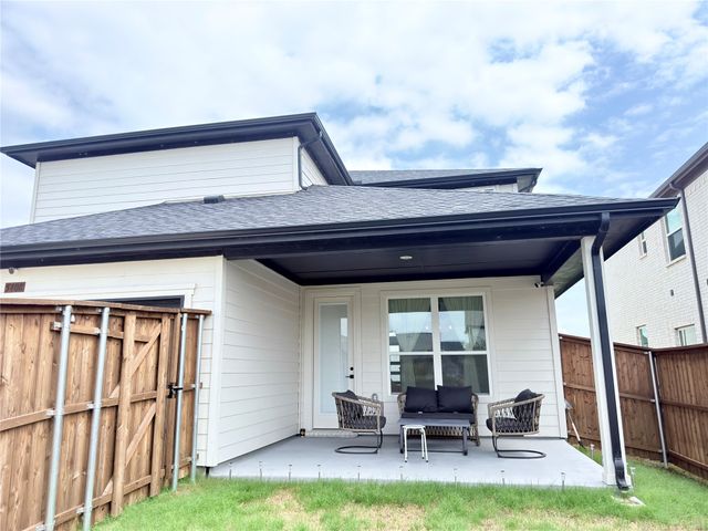 5408 Crosstrees Street, Rowlett, TX 75088