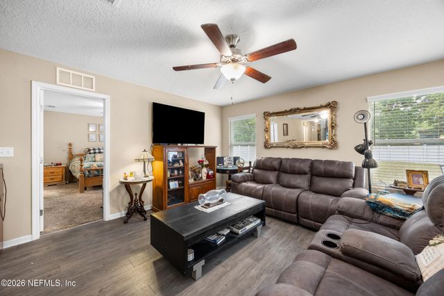 4582 APPLETON Avenue, Jacksonville, FL 32210