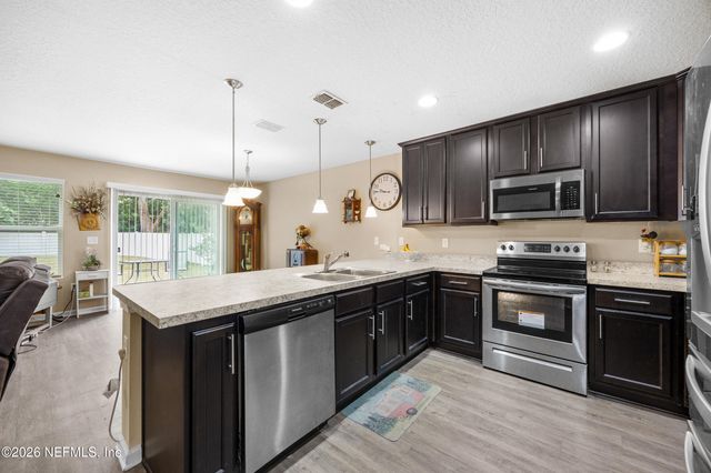 4582 APPLETON Avenue, Jacksonville, FL 32210