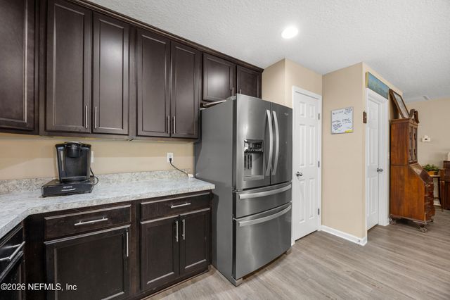 4582 APPLETON Avenue, Jacksonville, FL 32210