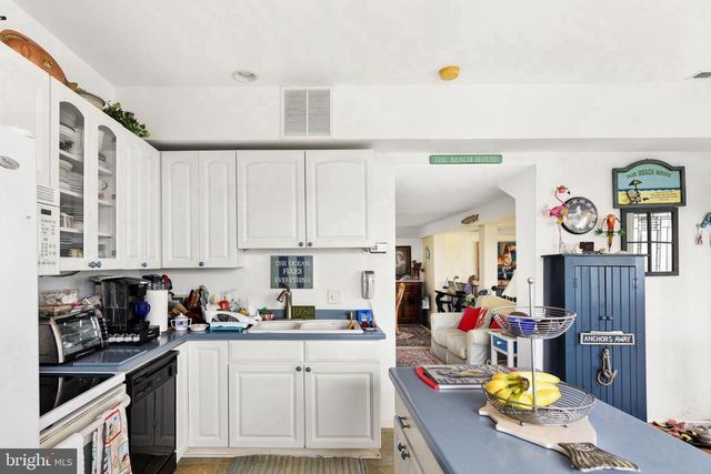 2 FLORIDA AVE, Milton, DE 19968