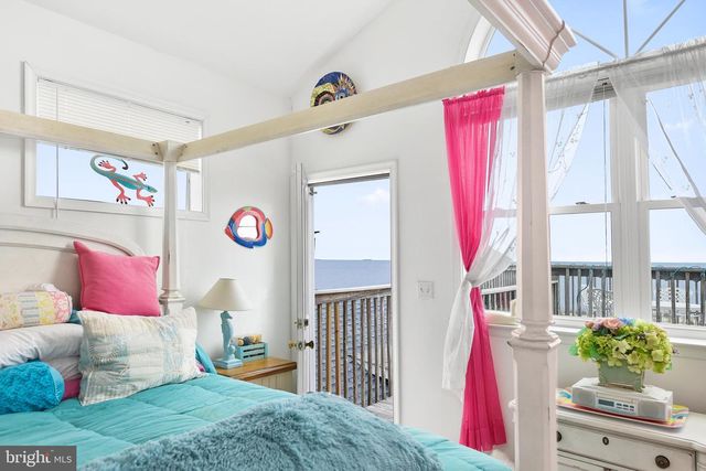 2 FLORIDA AVE, Milton, DE 19968