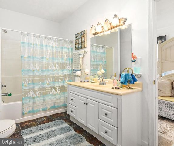 2 FLORIDA AVE, Milton, DE 19968