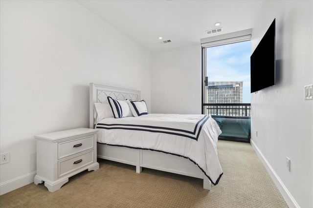 1211 Caroline Street 1503, Houston, TX 77002