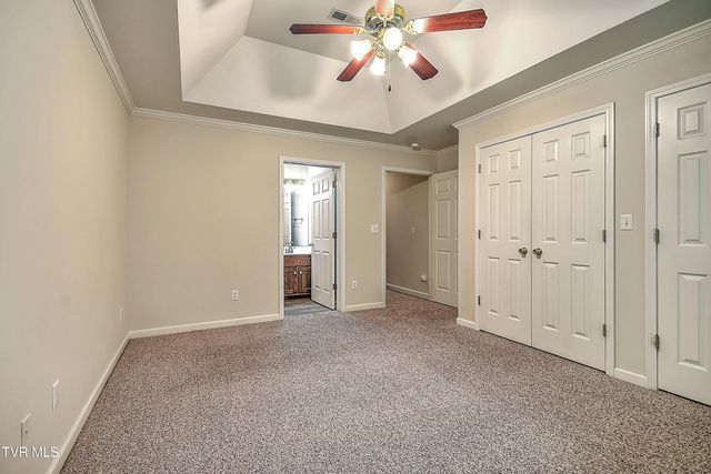 2425 East Lakeview Drive, 1, Johnson City, TN 37601