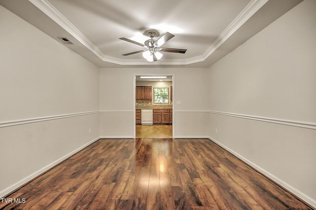 2425 East Lakeview Drive, 1, Johnson City, TN 37601