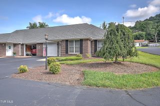 2425 East Lakeview Drive, 1, Johnson City, TN 37601