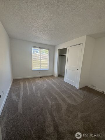 7139 S Tyler Street Ct, Tacoma, WA 98409