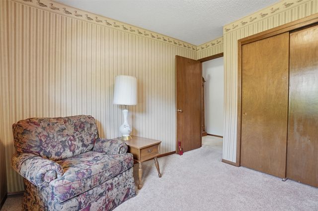 2613 Hillside Drive, Iowa City, IA 52245