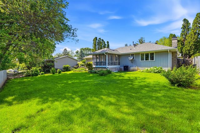 2613 Hillside Drive, Iowa City, IA 52245