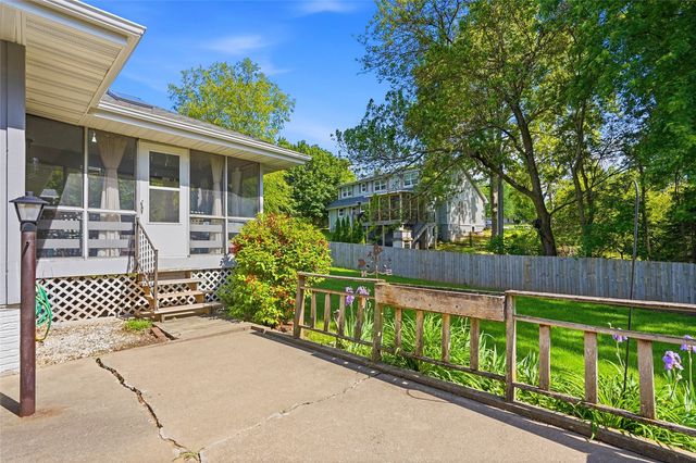 2613 Hillside Drive, Iowa City, IA 52245