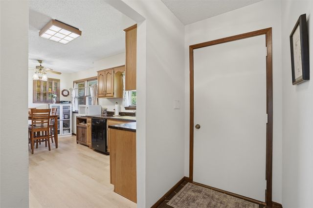 2613 Hillside Drive, Iowa City, IA 52245