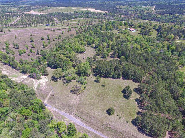 280 Waka, Livingston, TX 77351