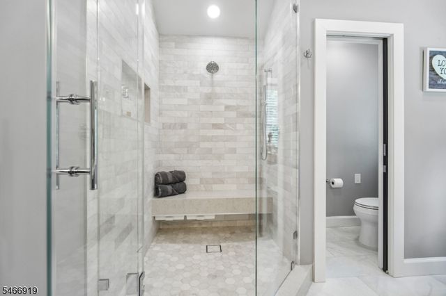 25 Ascot Way, Summit City, NJ 07901