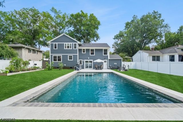 25 Ascot Way, Summit City, NJ 07901