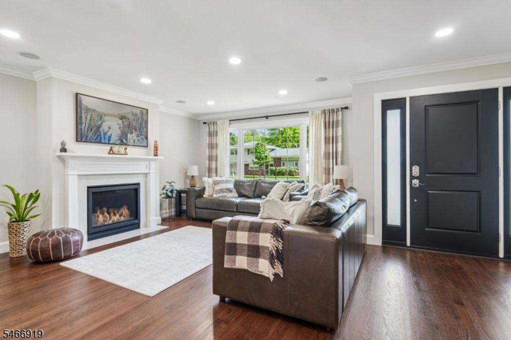 25 Ascot Way, Summit City, NJ 07901 — photo 3