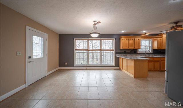 20601 Laramie Road, St Robert, MO 65584