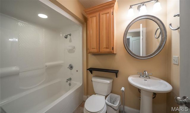 20601 Laramie Road, St Robert, MO 65584