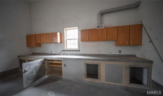 20601 Laramie Road, St Robert, MO 65584