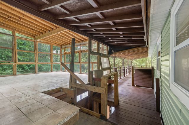 1016 Rustic Hills Dr, Ashland City, TN 37015