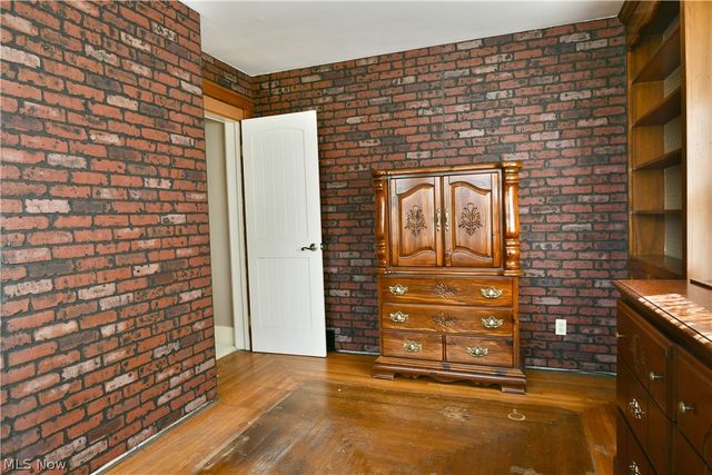360 Fairmount Avenue NE, Warren, OH 44483