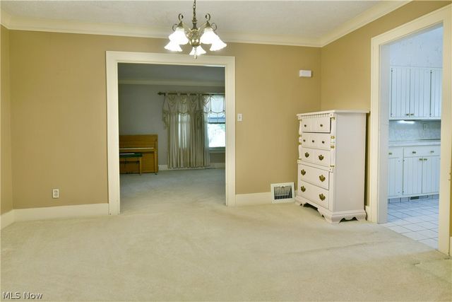 360 Fairmount Avenue NE, Warren, OH 44483