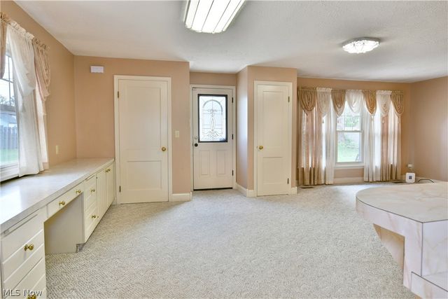 360 Fairmount Avenue NE, Warren, OH 44483