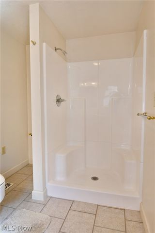 360 Fairmount Avenue NE, Warren, OH 44483