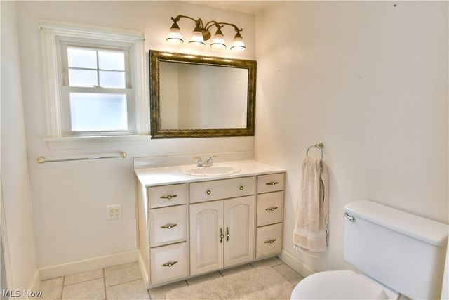 360 Fairmount Avenue NE, Warren, OH 44483
