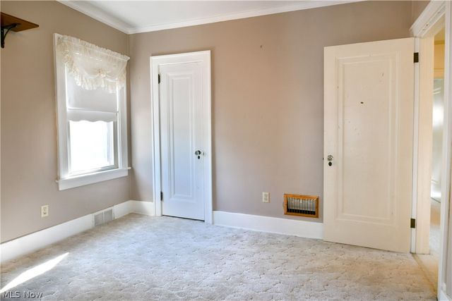 360 Fairmount Avenue NE, Warren, OH 44483