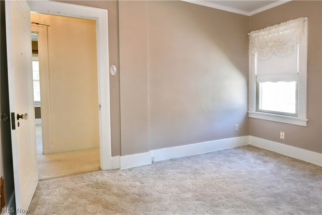 360 Fairmount Avenue NE, Warren, OH 44483