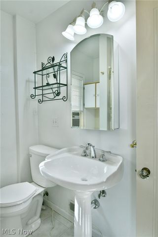 360 Fairmount Avenue NE, Warren, OH 44483