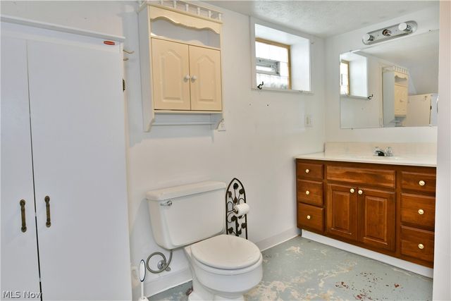 360 Fairmount Avenue NE, Warren, OH 44483