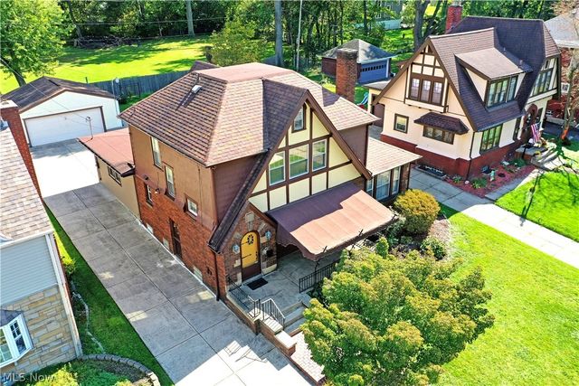 360 Fairmount Avenue NE, Warren, OH 44483