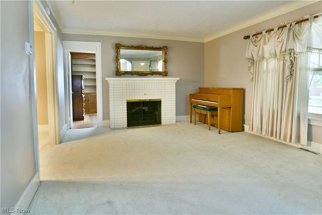 360 Fairmount Avenue NE, Warren, OH 44483