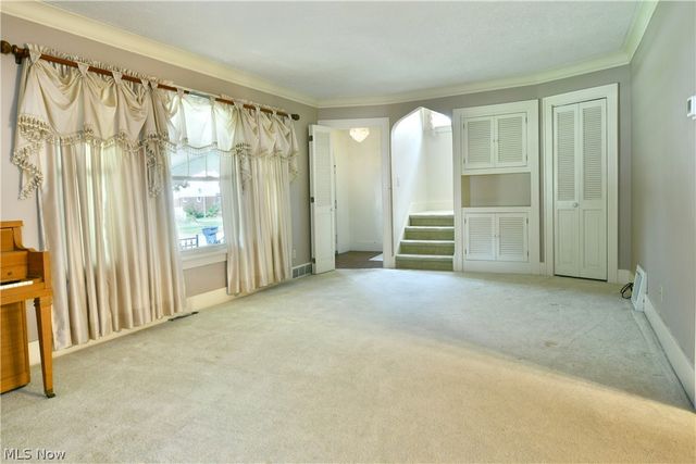 360 Fairmount Avenue NE, Warren, OH 44483