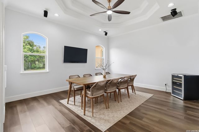 318 Berry Oaks Dr, Bulverde, TX 78163