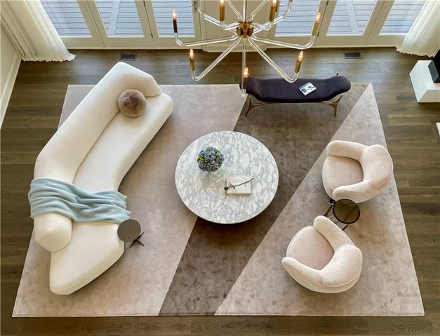 10504 S Highland Lane, Olathe, KS 66061