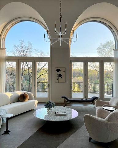 10504 S Highland Lane, Olathe, KS 66061