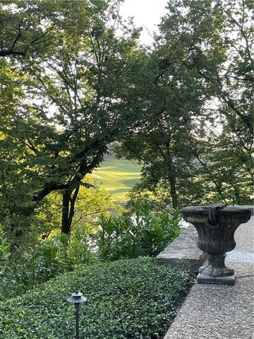 10504 S Highland Lane, Olathe, KS 66061