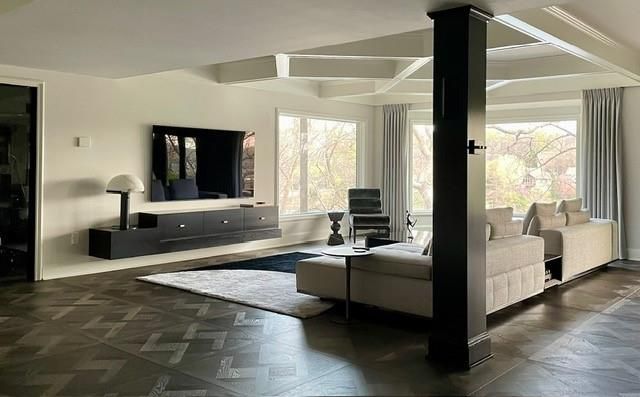 10504 S Highland Lane, Olathe, KS 66061