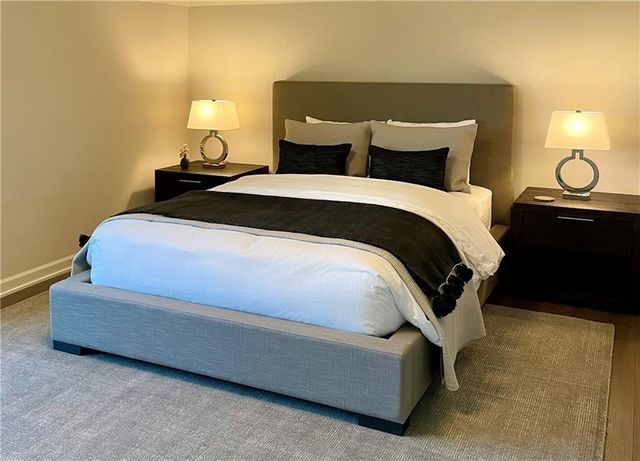 10504 S Highland Lane, Olathe, KS 66061