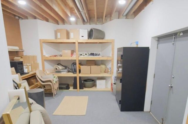 10504 S Highland Lane, Olathe, KS 66061