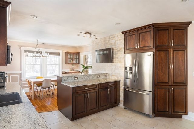 305 Webster St. 2, Newton, MA 02466